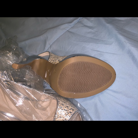 Shiny Slingback Wedding Heels - Picture 5 of 8